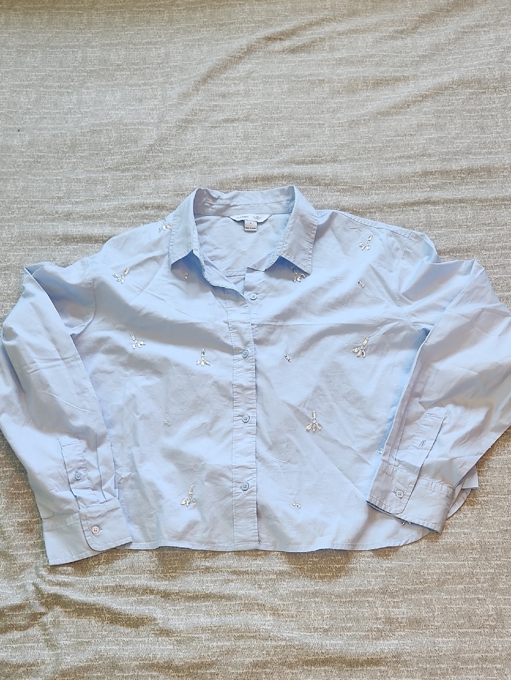 Old Navy NWT Cropped Button Down With Embellishment
